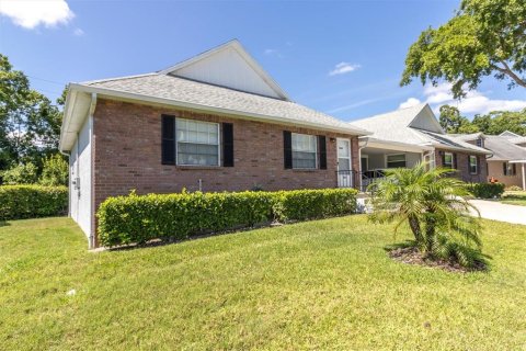 Condo in New Port Richey, Florida, 2 bedrooms  № 1202676 - photo 23