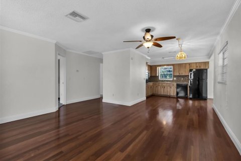 Copropriété à vendre à New Port Richey, Floride: 2 chambres, 104.42 m2 № 1202676 - photo 2