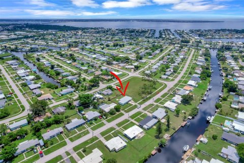 Casa en venta en Port Charlotte, Florida, 3 dormitorios, 113.34 m2 № 1339694 - foto 2