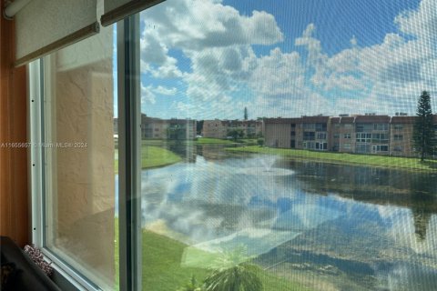 Condominio en venta en Sunrise, Florida, 1 dormitorio, 78.97 m2 № 1360203 - foto 24