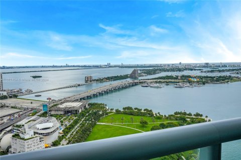 Condominio en venta en Miami, Florida, 2 dormitorios, 122.45 m2 № 1375519 - foto 8