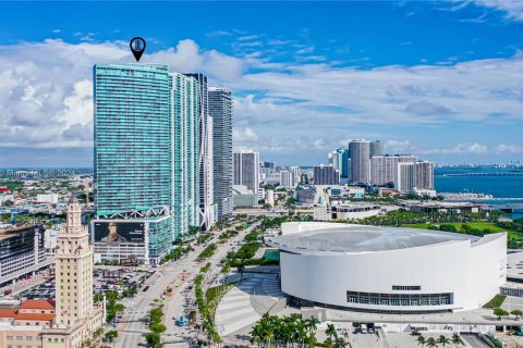 Condo in Miami, Florida, 2 bedrooms  № 1375519 - photo 5