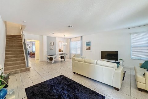 Casa en venta en Davenport, Florida, 6 dormitorios, 336.21 m2 № 1394030 - foto 19