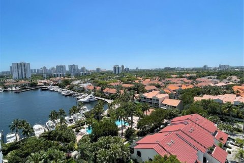 Condo in Aventura, Florida, 3 bedrooms  № 1384207 - photo 14