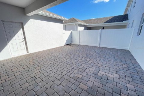 Townhouse in Orlando, Florida 3 bedrooms, 151.99 sq.m. № 999610 - photo 17