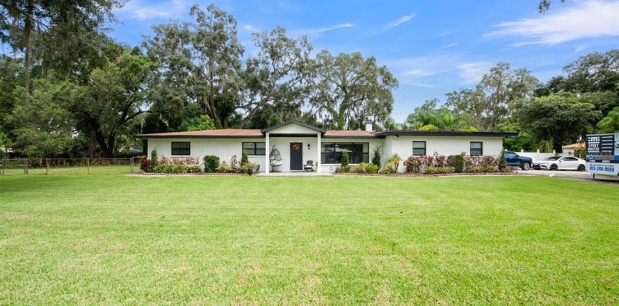 Villa ou maison à Tampa, Floride 4 chambres, 174.47 m2 № 1341773