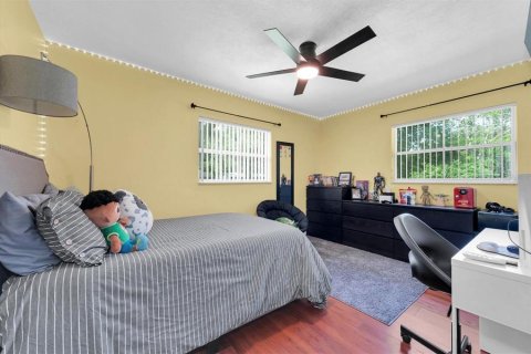 Casa en venta en Tampa, Florida, 4 dormitorios, 174.47 m2 № 1341773 - foto 24