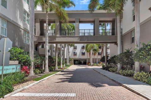 Condo in Fort Lauderdale, Florida, 2 bedrooms  № 940808 - photo 27