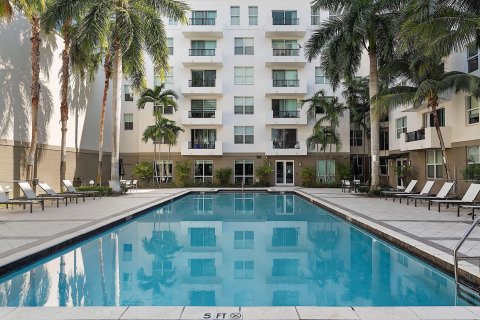 Condo in Fort Lauderdale, Florida, 2 bedrooms  № 940808 - photo 8