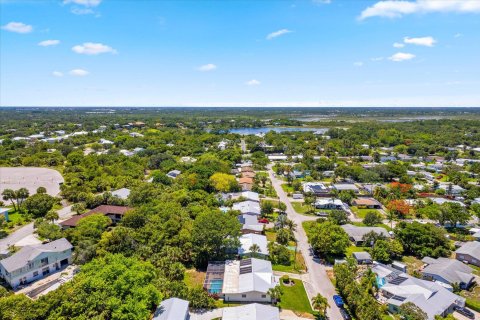 Casa en venta en Jensen Beach, Florida, 3 dormitorios, 132.11 m2 № 1188599 - foto 10