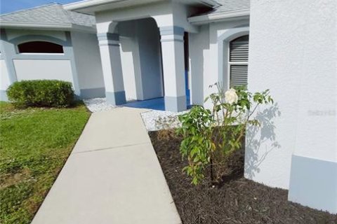 Casa en venta en North Port, Florida, 3 dormitorios, 190.82 m2 № 957476 - foto 7