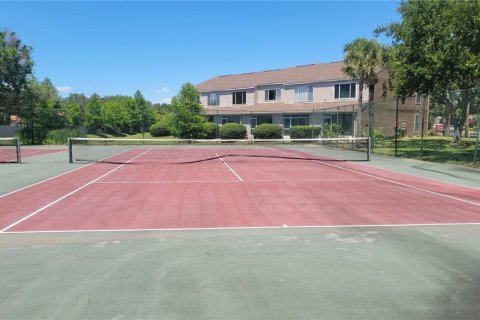 Townhouse in Tampa, Florida 2 bedrooms, 110 sq.m. № 1140492 - photo 26