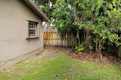 Casa en venta en Miramar, Florida, 4 dormitorios, 170.1 m2 № 1375518 - foto 26