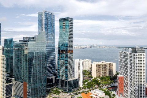 Condo in Miami, Florida, 1 bedroom  № 1375489 - photo 10