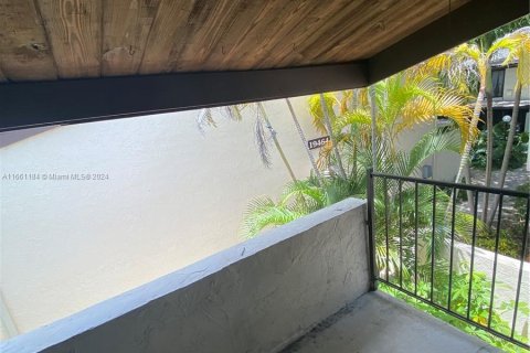 Condo in Miami, Florida, 3 bedrooms  № 1375517 - photo 27