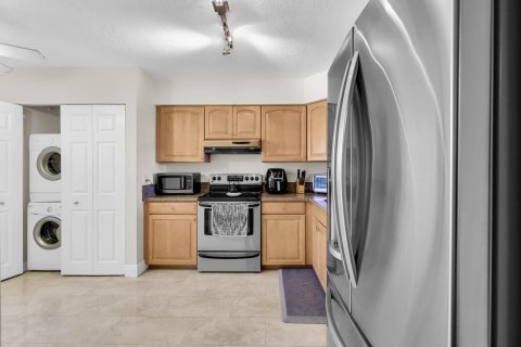 Condo in Deerfield Beach, Florida, 1 bedroom  № 1163217 - photo 6