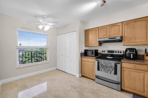 Condo in Deerfield Beach, Florida, 1 bedroom  № 1163217 - photo 12