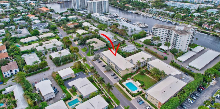 Condo à Delray Beach, Floride, 2 chambres  № 884369