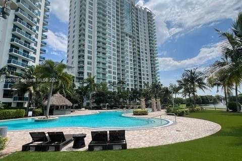 Condo in Sunrise, Florida, 2 bedrooms  № 1175959 - photo 6