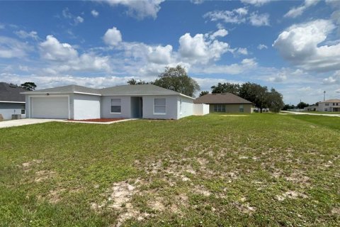 Villa ou maison à vendre à Kissimmee, Floride: 3 chambres, 116.13 m2 № 1324057 - photo 3