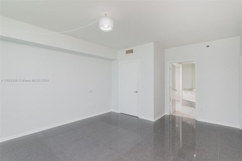 Condominio en venta en Miami, Florida, 2 dormitorios, 111.2 m2 № 1348379 - foto 11