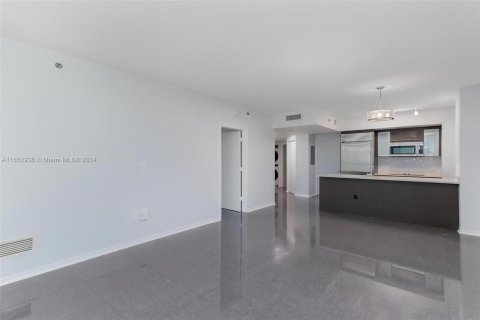 Condominio en venta en Miami, Florida, 2 dormitorios, 111.2 m2 № 1348379 - foto 5