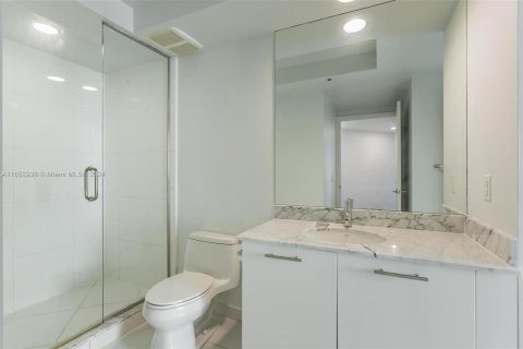 Condominio en venta en Miami, Florida, 2 dormitorios, 111.2 m2 № 1348379 - foto 15