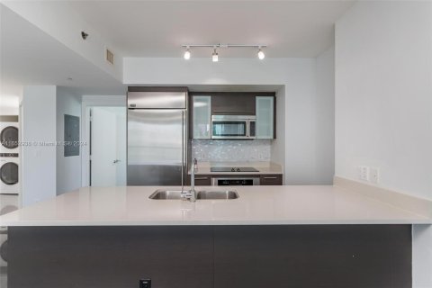 Condominio en venta en Miami, Florida, 2 dormitorios, 111.2 m2 № 1348379 - foto 7