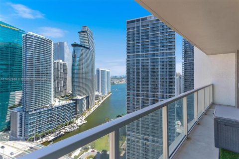 Condominio en venta en Miami, Florida, 2 dormitorios, 111.2 m2 № 1348379 - foto 1