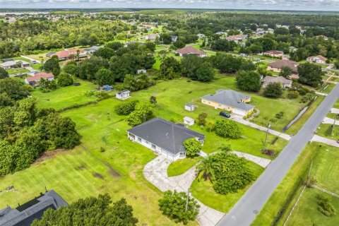 Villa ou maison à vendre à Kissimmee, Floride: 3 chambres, 291.25 m2 № 1359530 - photo 2