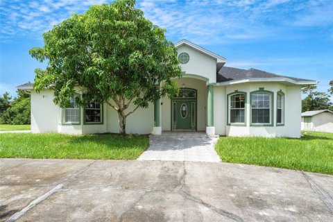 Villa ou maison à vendre à Kissimmee, Floride: 3 chambres, 291.25 m2 № 1359530 - photo 1