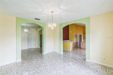 Villa ou maison à vendre à Kissimmee, Floride: 3 chambres, 291.25 m2 № 1359530 - photo 6