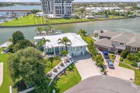 Villa ou maison à vendre à New Smyrna Beach, Floride: 6 chambres, 386.85 m2 № 1349653 - photo 3