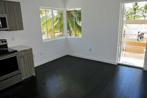 Condominio en venta en Miami Beach, Florida, 1 dormitorio, 39.58 m2 № 1321650 - foto 6