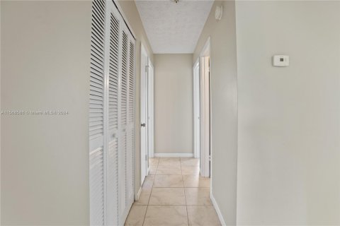 Villa ou maison à vendre à Port St. Lucie, Floride: 3 chambres, 151.06 m2 № 1132040 - photo 14
