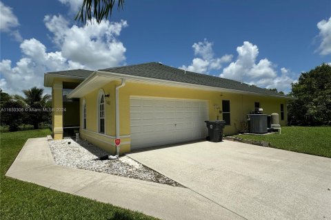 House in Loxahatchee Groves, Florida 4 bedrooms, 182.37 sq.m. № 1291473 - photo 10