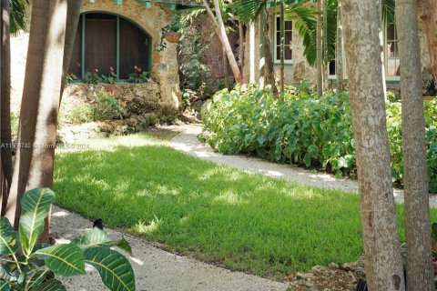 Casa en venta en Coral Gables, Florida, 1 dormitorio, 62.06 m2 № 1117552 - foto 15