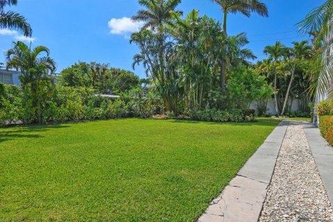 Condo in Palm Beach, Florida, 1 bedroom  № 952395 - photo 20