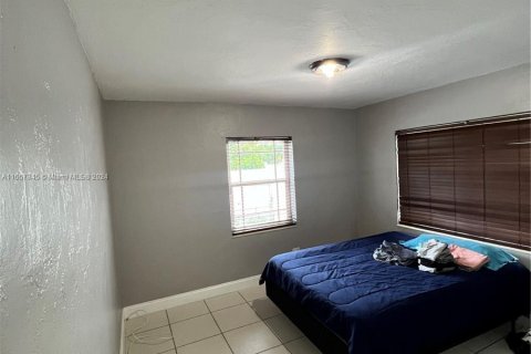 Villa ou maison à vendre à Hialeah, Floride: 3 chambres, 142.88 m2 № 1360316 - photo 5