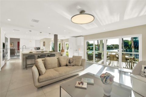 Villa ou maison à vendre à Coral Gables, Floride: 4 chambres, 358.05 m2 № 778812 - photo 27