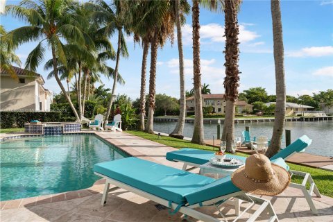 Casa en venta en Coral Gables, Florida, 4 dormitorios, 358.05 m2 № 778812 - foto 12