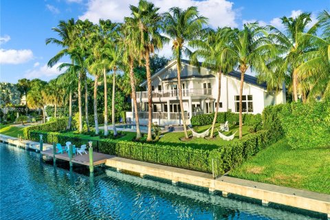 Villa ou maison à vendre à Coral Gables, Floride: 4 chambres, 358.05 m2 № 778812 - photo 2