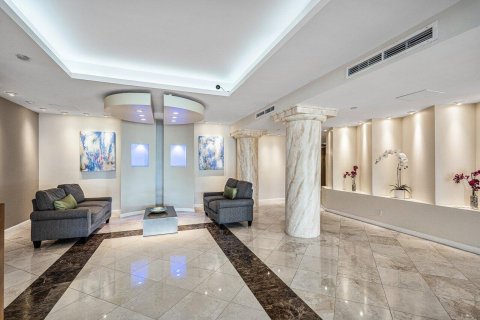 Copropriété à vendre à Palm Beach, Floride: 2 chambres, 162.39 m2 № 1209237 - photo 13