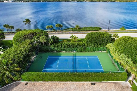 Copropriété à vendre à Palm Beach, Floride: 2 chambres, 162.39 m2 № 1209237 - photo 15