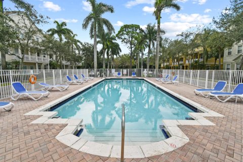 Adosado en venta en Jupiter, Florida, 2 dormitorios, 143.26 m2 № 1209274 - foto 15