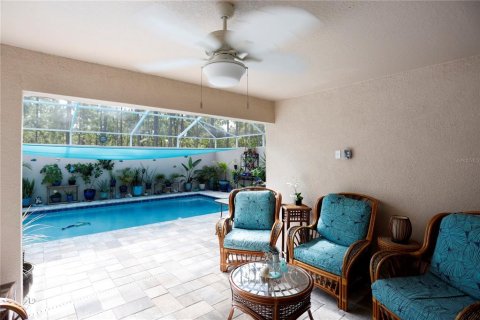 Casa en venta en Weeki Wachee, Florida, 5 dormitorios, 191.1 m2 № 1346309 - foto 29