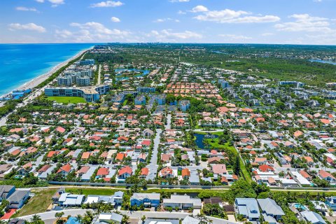 House in Jupiter, Florida 3 bedrooms, 154.68 sq.m. № 1186257 - photo 3