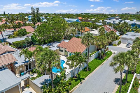 House in Jupiter, Florida 3 bedrooms, 154.68 sq.m. № 1186257 - photo 10