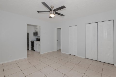 House in Hollywood, Florida 2 bedrooms, 69.58 sq.m. № 1186266 - photo 19