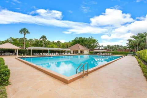 Touwnhouse à vendre à West Palm Beach, Floride: 2 chambres, 114.83 m2 № 1141434 - photo 4